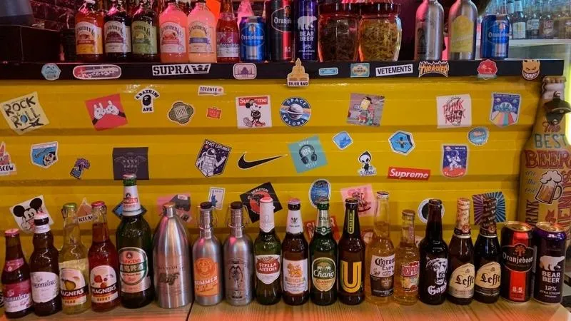 10 quán bia úp ngược được giới trẻ yêu thích nhất tại Sài Gòn
