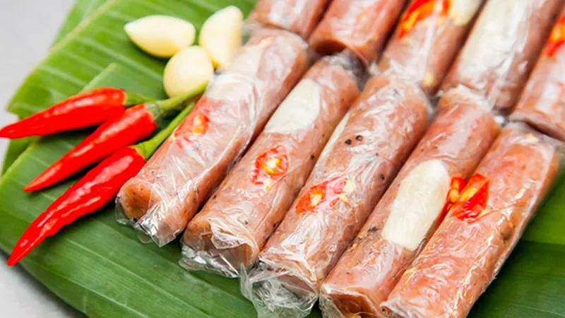 15 món ăn quen thuộc vào ngày Tết ở miền Trung