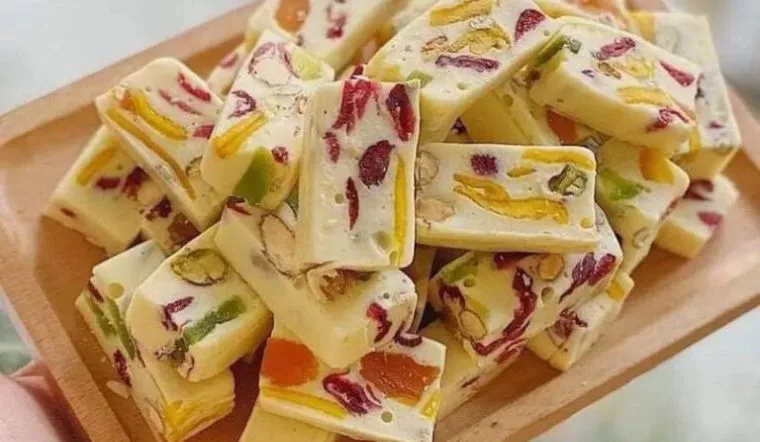 2 cách làm kẹo Nougat (kẹo hạnh phúc) ngon, dễ làm cho dịp Tết