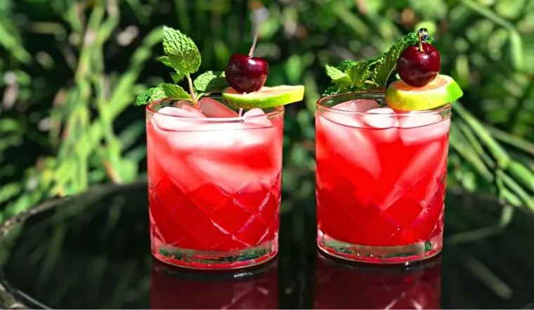 2 cách pha Cocktail Cherry đơn giản mà thơm ngon, dễ uống