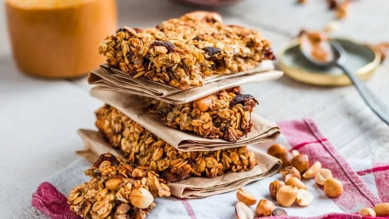 Bánh protein bar bao nhiêu calo? Top 5 thanh bánh protein bars cho người tập gym