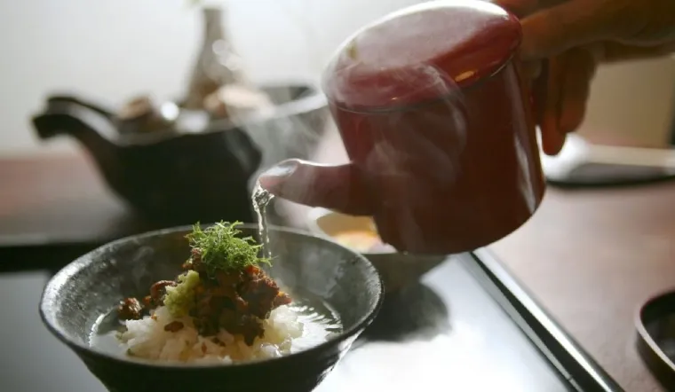 Cách làm cơm chan trà xanh – Ochazuke độc đáo của người Nhật