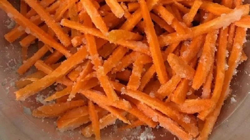 Cách làm mứt cà rốt dẻo ngon, giòn thơm đơn giản tại nhà
