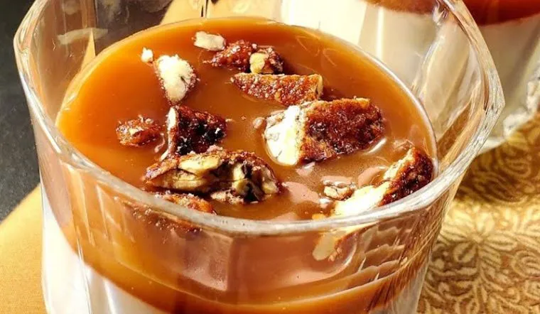 Cách làm panna cotta sốt caramel hạt hồ đào ngon béo khó cưỡng