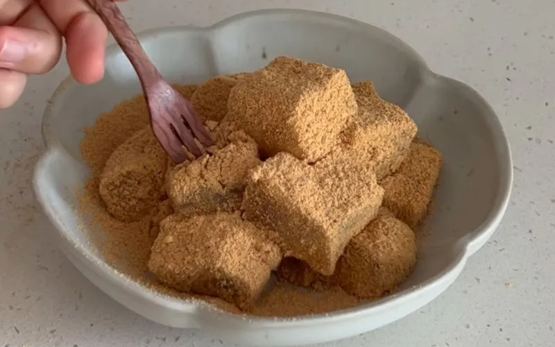 Cách làm warabi mochi dai ngon, thanh mát cho mùa hè