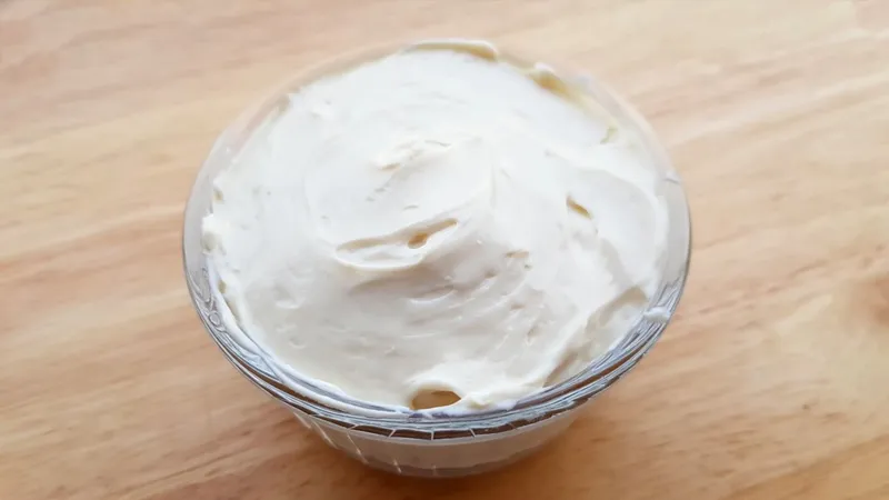 Cách tự làm cream cheese siêu đơn giản chỉ với sữa tươi và chanh