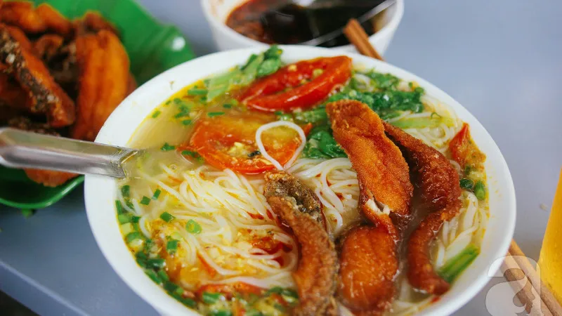 Đặc sản Hà Nam: Top 15 đặc sản ngon nên thử và mua làm quà