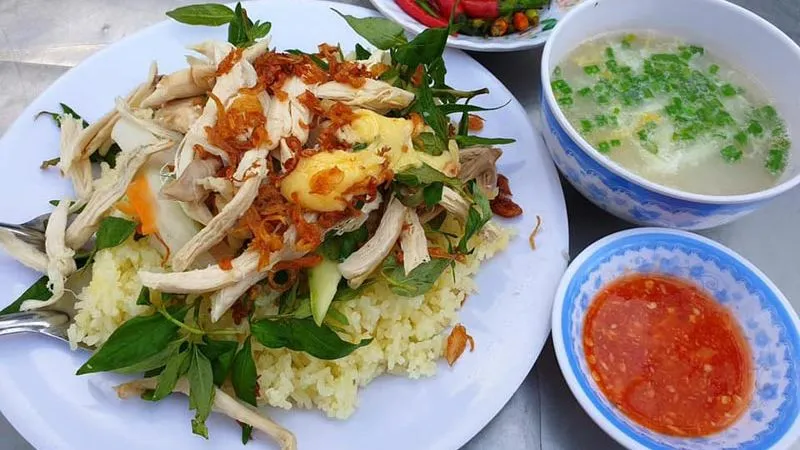 Đặc sản Khánh Hòa: Top 12 đặc sản ngon nên thử và mua làm quà