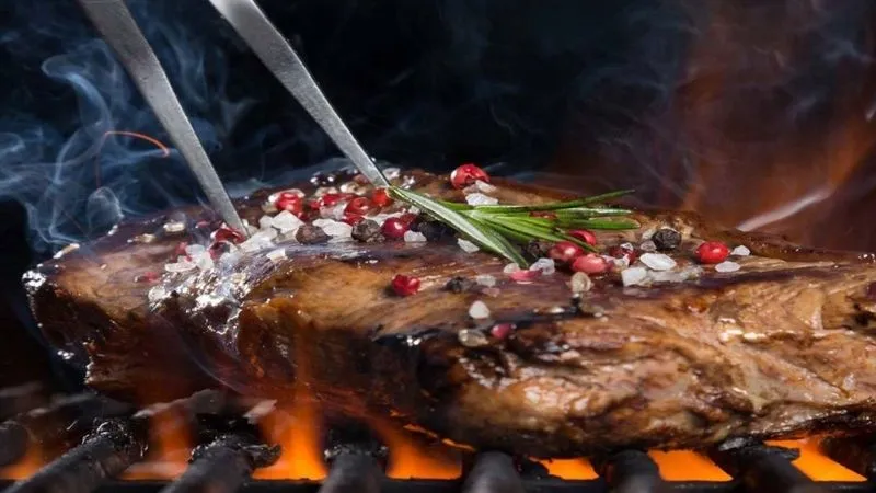 Đêm Noel dẫn người yêu ghé ngay 5 nhà hàng beefsteak nức tiếng tại Sài Gòn