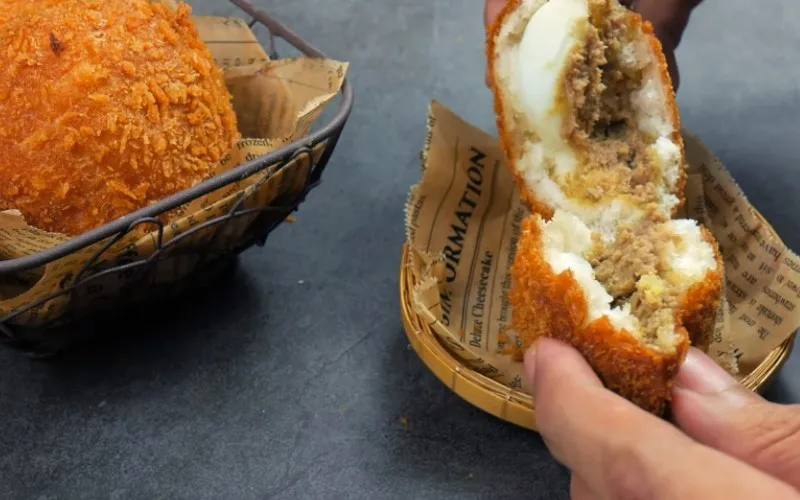 Mách bạn cách làm bánh bao nhân pate chiên giòn cực hấp dẫn