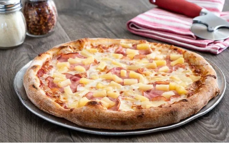 Mách bạn cách làm pizza hawaii đơn giản, cho ngày cuối tuần