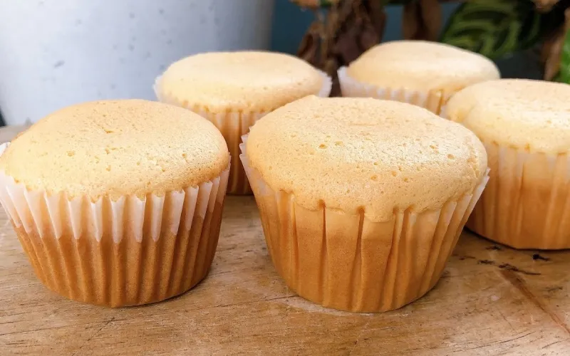 Mách bạn làm bánh cupcake sữa chua thơm ngất ngây