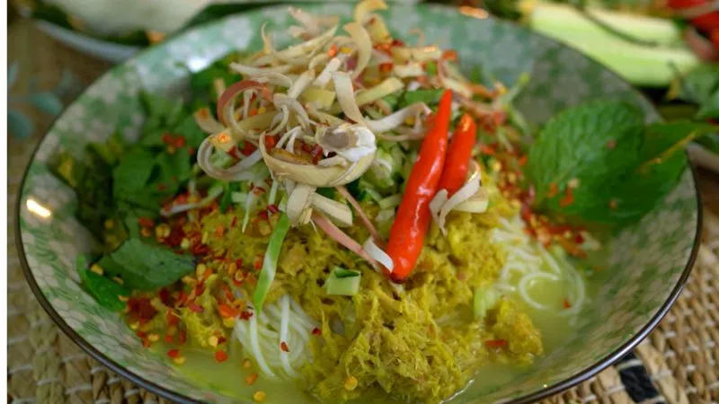 Nom Banh Chok – món bún vô cùng độc đáo của người Khmer