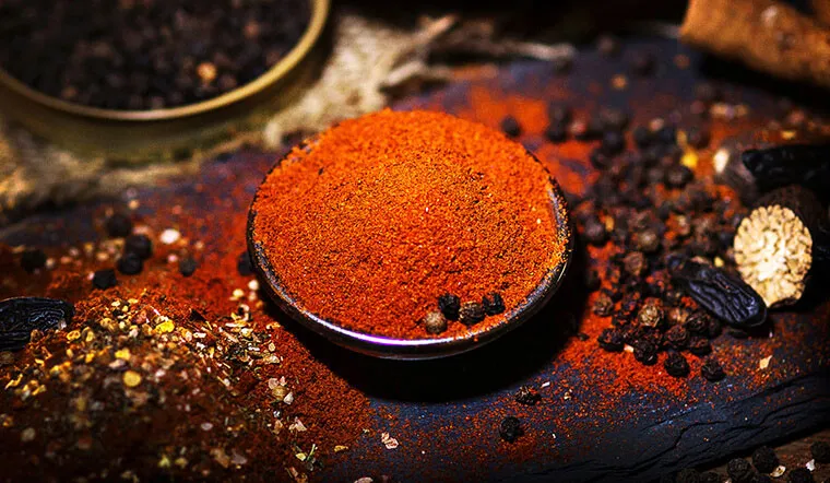 Paprika là gì? 5 lợi ích từ nét đặc trưng ẩm thực Hungary