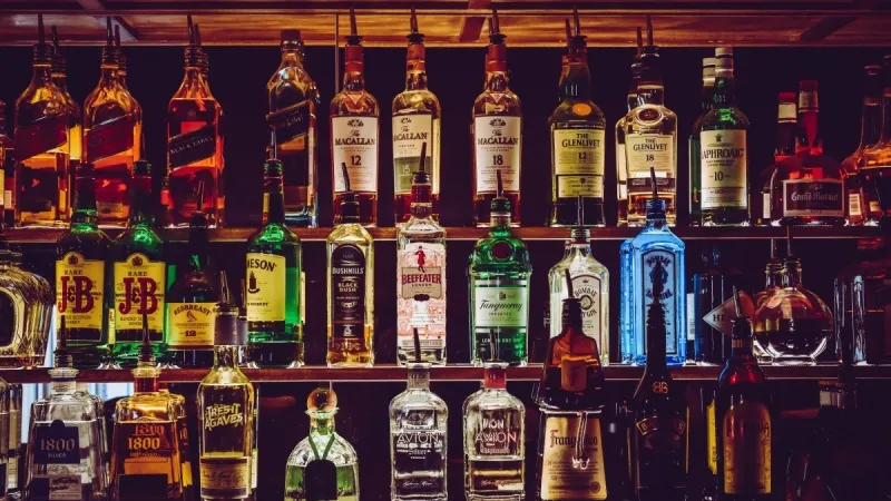 Rượu liqueur (rượu mùi) là gì? Cách phân biệt rượu liqueur và liquor