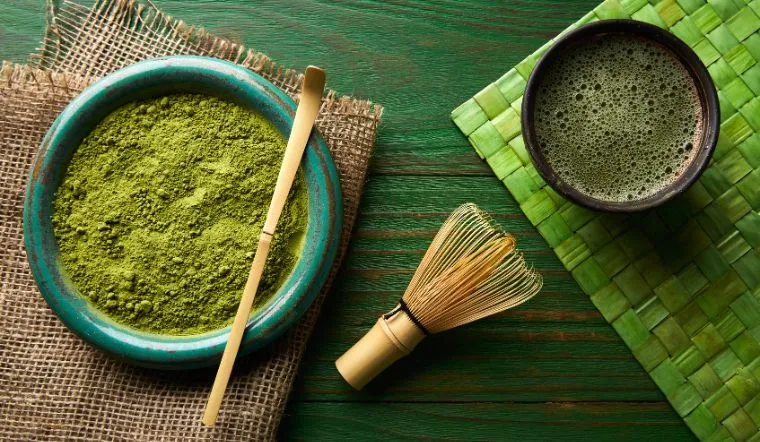 Tại sao pha matcha bị đóng cặn? Lỗi thường gặp khi pha matcha