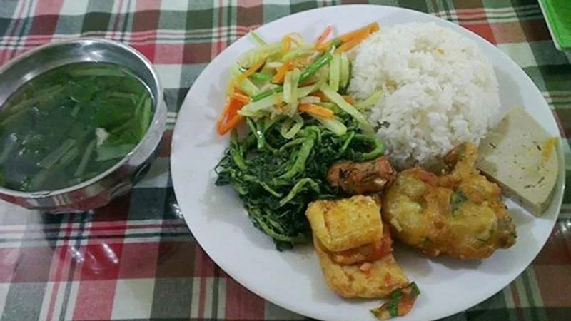 Top 5 quán ăn chay huyện Hóc Môn hot nhất