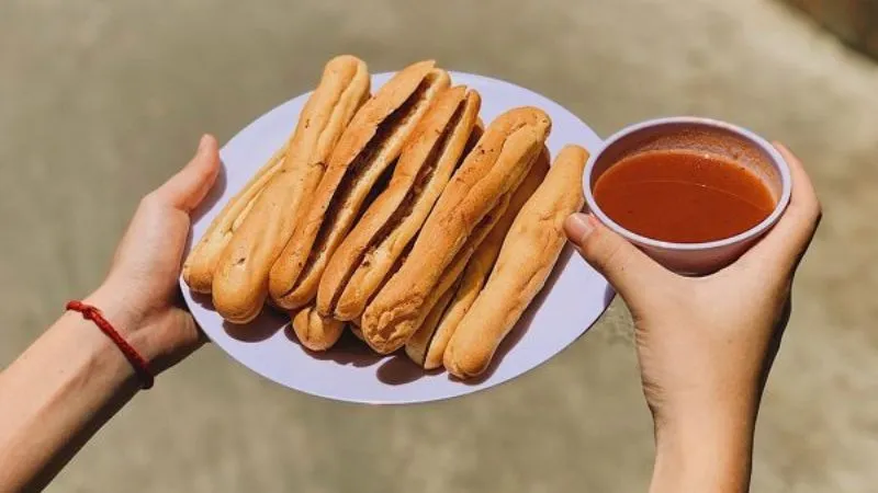 Về Hải Phòng, thưởng thức bánh mì cay ở đâu ngon nhất?